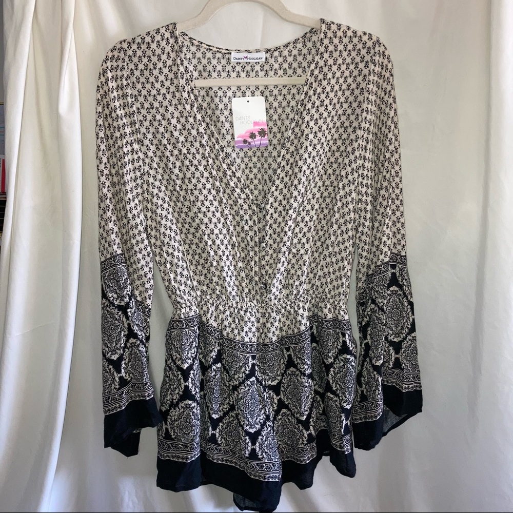 Dainty Hooligan Sz L Romper